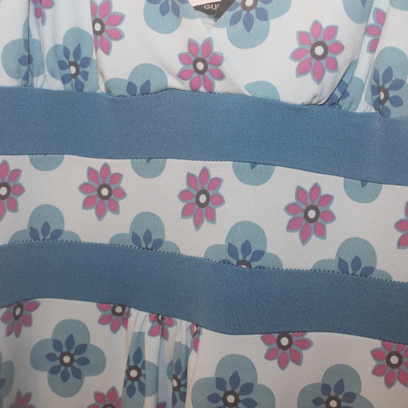 Guess Summer Dress - Picture 2 of 4